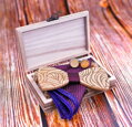 Pajarita de madera con pañuelo y gemelos Gaira 709206